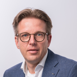 Portretfoto van Edwin van Roodselaar
