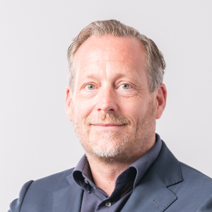 Portretfoto van Roy Hasselerharm