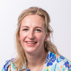 Portretfoto van Sanne Lorkeers